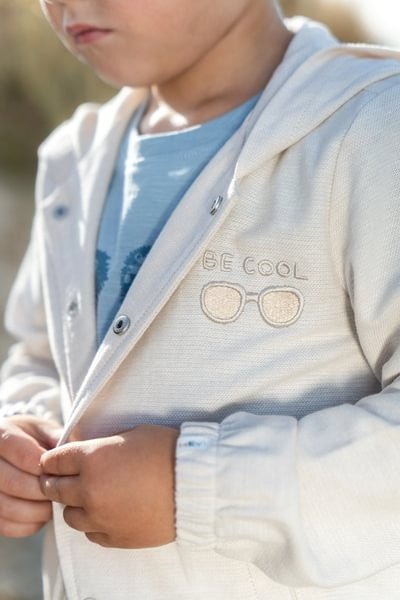 Cardigan con capucha Sand — Little Dutch