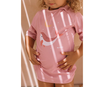 Camiseta Protección Solar Whale Pink — Monnëka