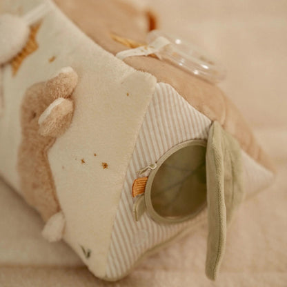 COJIN ACTIVIDADES TRIANGULAR NEWBORN NATURAL - LITTLE DUTCH